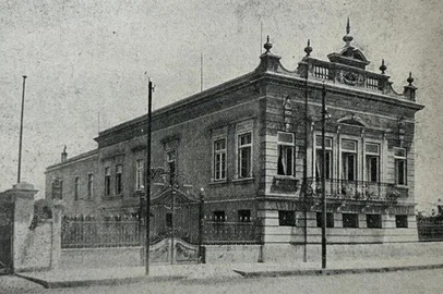 Casarão do Zaffari Menino Deus, na Avenida Getúlio Vargas, em publicação de 1912.<!-- NICAID(16240971) -->