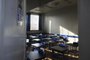CAXIAS DO SUL, RS, BRASIL, 27/07/2022. A Escola Estadual de Ensino Médio Santa Catarina está sem energia elétrica desde o último sábado (23), devido ao furto de cabos na parte externa do prédio. (Bruno Todeschini/Agência RBS)<!-- NICAID(15159445) -->