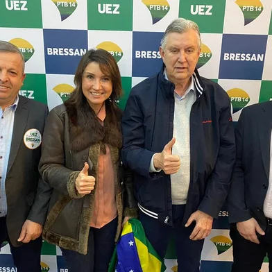 Lançamento da pré-candidatura de Adriano Bressan e Velocino Uez, com a presença de Luis Carlos Heinze e Comandante Nádia.<!-- NICAID(15149415) -->