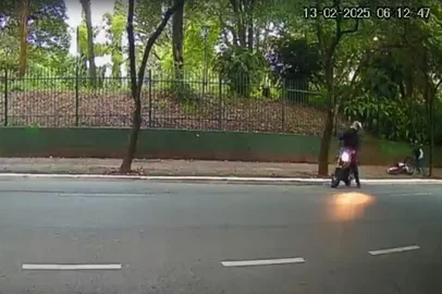 Ciclista é morto a tiros durante assalto em frente ao Parque do Povo, no Itaim Bibi, em SP