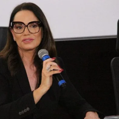 Luiza Brunet faz acordo para pagar dívida de mais de R$ 600 mil no cartão de crédito<!-- NICAID(15597390) -->