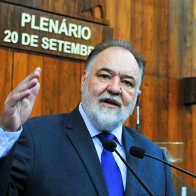 **FOTOGRAFIA INDEXADA A PEDIDO DE HERMES NUNES** suplente Carlos Búrigo assume cadeira na Assembleia Legislativa com a licença do deputado estadual Beto Fantinel, que foi ao governo do Estado.<!-- NICAID(15338981) -->