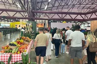 Mesmo com o calor de quase 30⁰, os caxienses e moradores da região escolheram curtir o último dia da Festa das Colheitas neste domingo (23). A organização do evento estima que cerca de mais de XXX mil pessoas passaram pelos pavilhões durante os três finais de semana da Festa. <!-- NICAID(16001663) -->