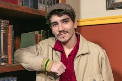 Justino (João Fernandes) , Amor Perfeito<!-- NICAID(15495017) -->