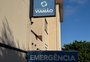 Com leitos eletivos ocupados, pacientes ficam internados na emergência do hospital de Viamão