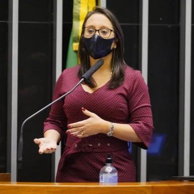 Relatora da reforma eleitoral em comissão especial da Câmara, Renata Abreu (PODE-SP).<!-- NICAID(14854461) -->