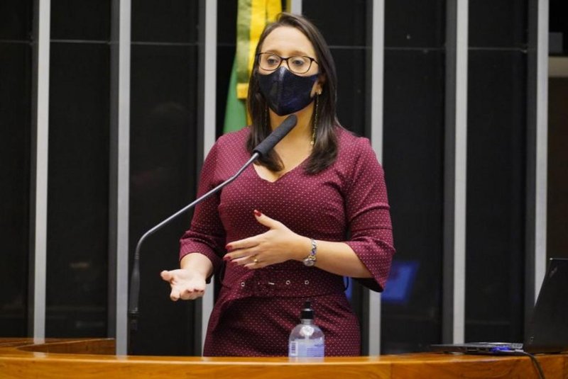 Relatora da reforma eleitoral em comissão especial da Câmara, Renata Abreu (PODE-SP).<!-- NICAID(14854461) -->