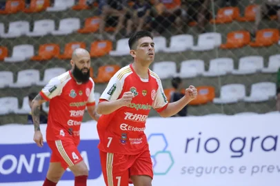 Sercesa venceu o Campo Mourão pela segunda rodada da Copa Sul, que está acontecendo em Carlos Barbosa.