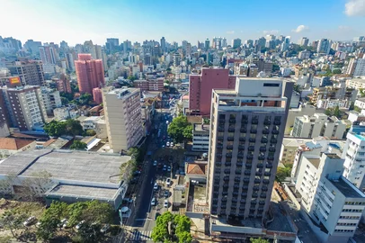 PORTO ALEGRE, RS, BRASIL, 13/06/2017 : Especial Investigação MGrupo - Flat 24 de outubro. (Omar Freitas/Agência RBS)Local: Porto Alegre<!-- NICAID(12990534) -->