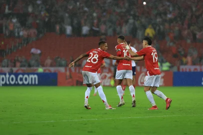 PORTO ALEGRE, RS, Brasil: Inter x Bahia pela Copa Libertadores . Fotos: Jefferson Botega/Agencia RBS<!-- NICAID(16047888) -->