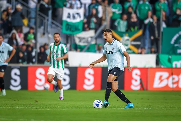 Lucas Uebel / Grêmio/Divulgação