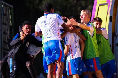 Apafut empata e permanece na elite do Gauchão Sub-20<!-- NICAID(16292774) -->