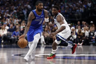 Kyrie Irving, basquete, NBA. Minnesota Timberwolves