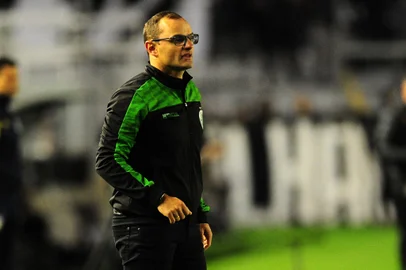 CAXIAS DO SUL, RS, BRASIL, 04/10/2022. Juventude x Corinthians, jogo válido pela 30ª rodada da série A do Campeonato Brasileiro e realizado no estádio Alfredo Jaconi. (Porthus Junior/Agência RBS)<!-- NICAID(15226876) -->