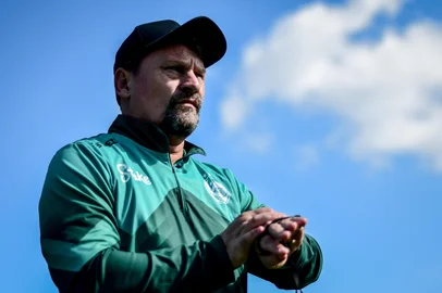Técnico Fábio Matias durante treinamento no Centro de Formação de Atletas.<!-- NICAID(16029519) -->