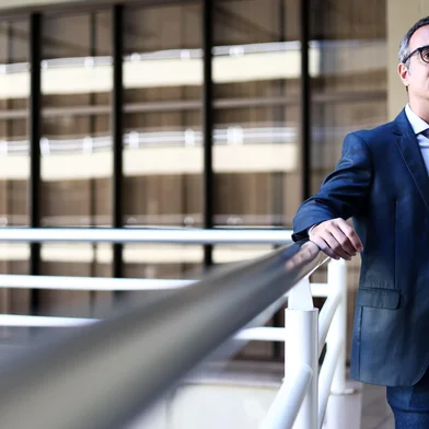 SÃO LEOPOLDO, RS, BRASIL, 22-10-2025: Professor Eduardo Senise fala sobre panorama e importância de Cursos Lato Sensu. Foto: Jonathan Heckler/Agência RBS<!-- NICAID(16151380) -->