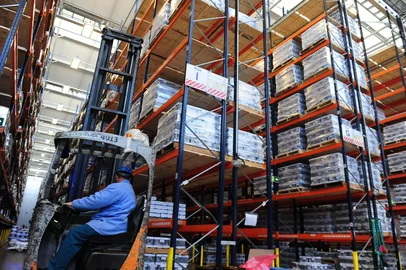 CAXIAS DOS UL, RS, BRASIL  (07/08/2017). Paulo Gomes, diretor comercial das Fras-Le relata o processo de exportação da fábrica caxiense de lonas e pastilhas de freios. (Roni Rigon/Pioneiro).<!-- NICAID(13077188) -->