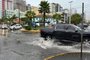 Chuva intensa alaga ruas de Capão da Canoa nesta sexta-feira (10/05) - Foto: Fernanda Polo/Agência RBS<!-- NICAID(15760743) -->
