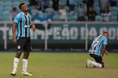 13/05/2025 - Porto Alegre, RS, Brasil - Grêmio vs Godoy Cruz pela Copa Sul-Americana, na Arena - Foto: Jefferson Botega/Agência RBSIndexador: jeff botega<!-- NICAID(16036384) -->