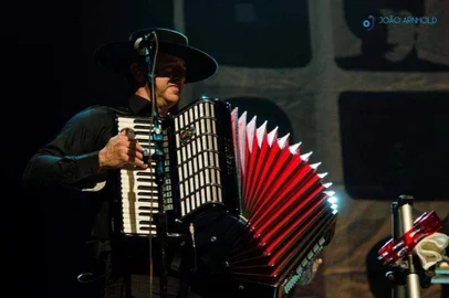 João Vicenti<!-- NICAID(13000764) -->