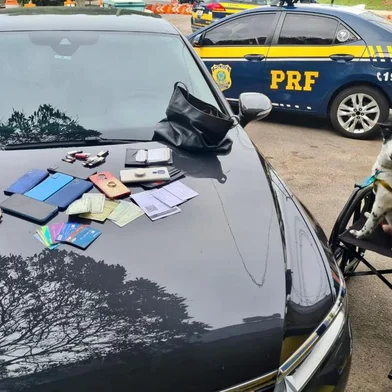 Casal de idosos que tentava abrir conta em banco com documento falso é preso em Caxias<!-- NICAID(15247102) -->
