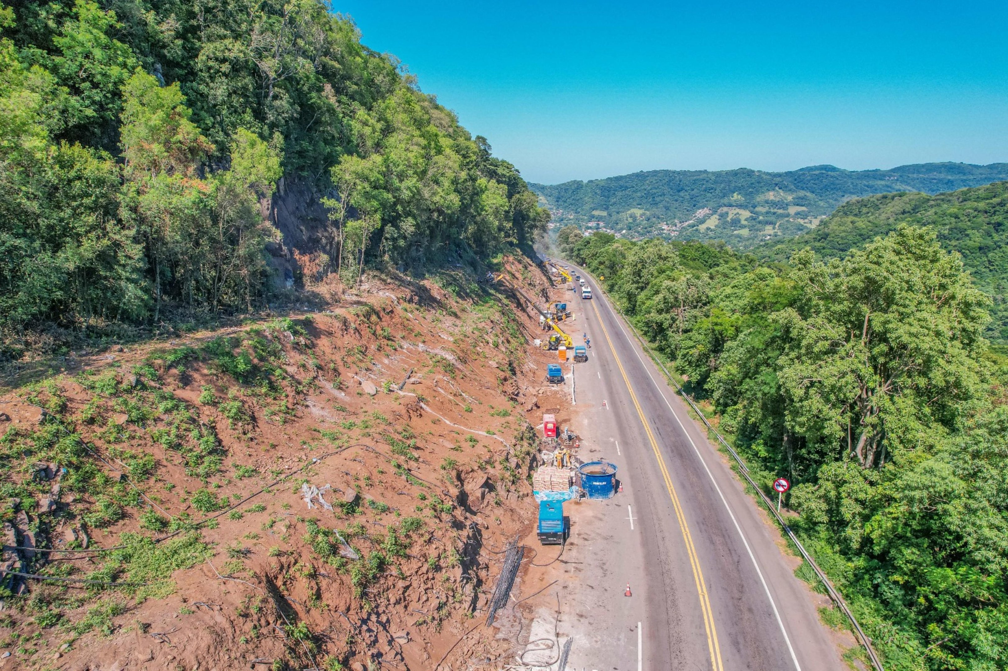 Trecho da BR-158 entre Santa Maria e Itaara &eacute; liberado ap&oacute;s um ano em sistema de pare e siga