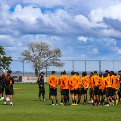 Treino do Inter<!-- NICAID(15568619) -->