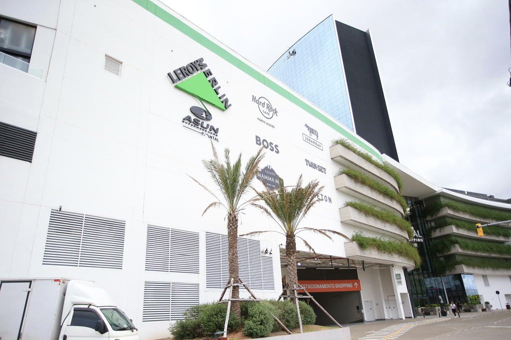 "Depois de constru&iacute;do, &eacute; dif&iacute;cil reverter": o que dizem especialistas sobre mudan&ccedil;as na fachada do Pontal Shopping