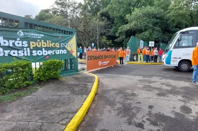 Sindipetro-RS / Reprodução Paralisação REFAP<!-- NICAID(16188132) -->