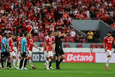 PORTO ALEGRE, RS, BRASIL - 21-09-2025: Grenal 448, válido pela 24ª rodada do Brasileirão. Foto: André Ávila/Agência RBSIndexador: Andre Avila<!-- NICAID(16129776) -->