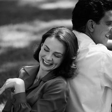 Bradley Cooper and Carey Mulligan in Maestro (2023)<!-- NICAID(15510910) -->