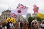 Manifestantes antivacinas e antibloqueio marcham pelo centro de Londres, em 26 de junho de 2021. (Foto de DANIEL LEAL-OLIVAS / AFP)<!-- NICAID(14819063) -->