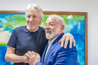 23.10.2023 - Presidente da República, Luiz Inácio Lula da Silva, durante encontro com o músico Roger Waters, no Palácio do Planalto. Brasília - DF. Foto: Ricardo Stuckert / PR<!-- NICAID(15577082) -->