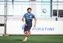 Victor Ferraz pede rescisão de contrato e deixa o Grêmio