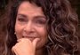 Claudia Ohana se emociona com depoimento da filha, que estava internada por problemas de saúde