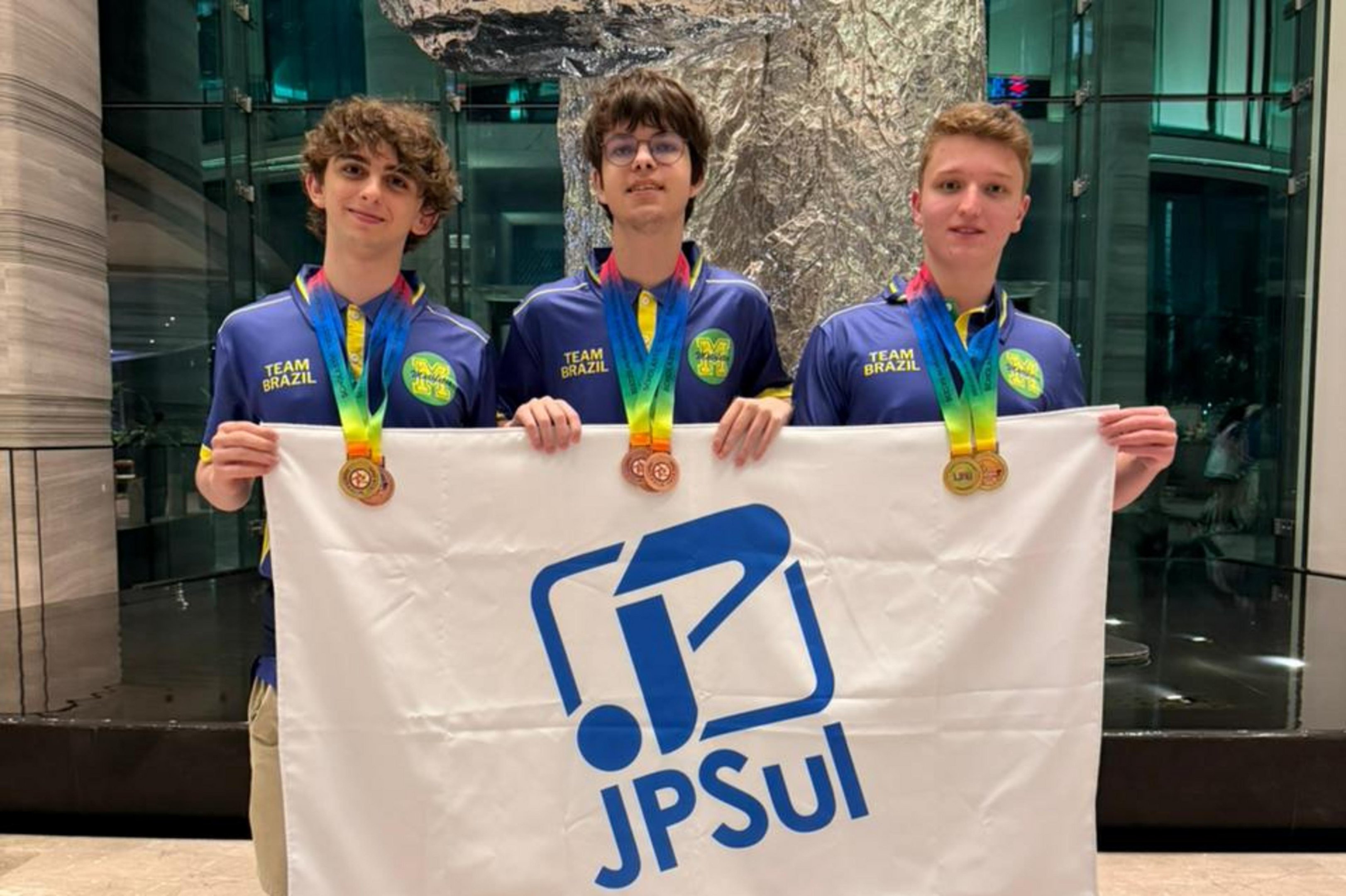 Estudantes do RS conquistam medalhas em olimp&iacute;adas cient&iacute;ficas