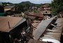 Após enchente, moradores e voluntários de Roca Sales buscam limpar e reconstruir município