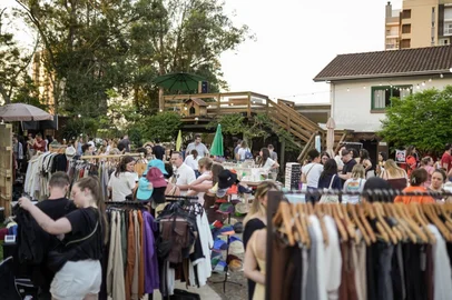Off Photo / Divulgação A 36ª edição do Vamos Juntim, celebrando o Natal, ocorrerá no dia 30, das 14h às 20h, na Uff Bier (R. Hugo José Corseti, 60 - Jardelino Ramos).<!-- NICAID(16164920) -->