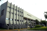 Com expectativa de fechar o ano no azul, déficit no orçamento para 2022 em Caxias do Sul será menor que o previsto. Prefeitura prevê encerrar 2021 com R$ 80 milhões em caixa, amenizando o déficit previsto para o próximo ano, que foi estimado em R$ 166 milhões <!-- NICAID(14937794) -->