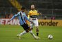 Evolução física e falta de entrosamento: como foi a estreia de Elkeson como titular do Grêmio