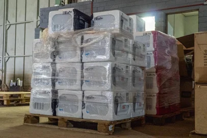 Kits de cozinha para a segurança do Estado<!-- NICAID(15875986) -->