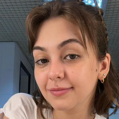 Klara Castanho<!-- NICAID(15710936) -->
