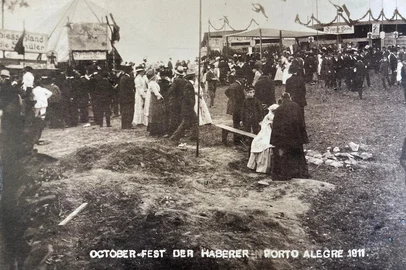 Oktoberfest na Sogipa, 1911, bairro São João<!-- NICAID(16133293) -->