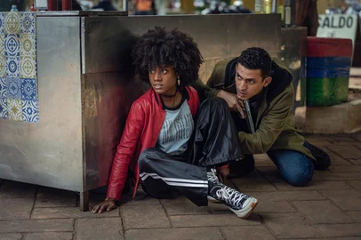 Salve Geral - Irmandade.Â (L to R)Â Camilla DamiÃ£o asÂ Elisa,Â David Santos Â asÂ BorgesÂ inÂ Salve Geral - Irmandade. Cr.Â Alexandre Schneider/NetflixÂ Â©Â 2026<!-- NICAID(16222248) -->