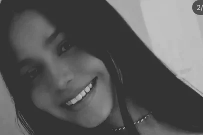 Vídeos de câmeras de monitoramento mostram os últimos momento da estudante de Direito Isabelle Caracristi, 22 anos, encontrada morta em 13 de setembro, no pátio do condomínio onde seu namorado, João Munhoz Neto, 33 anos, morava, no bairro Aldeota, em Fortaleza (CE).<!-- NICAID(16370425) -->