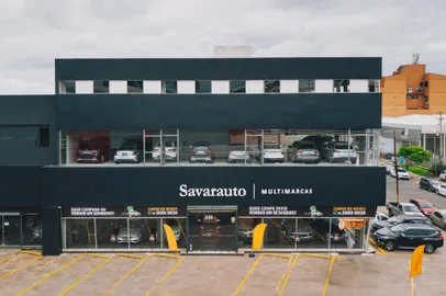 Lojas do Grupo Savar na Edu Chaves<!-- NICAID(15814514) -->