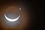 PORTO ALEGRE, RS, BRASIL, 08/09/2013- Lua oculta Vênus<!-- NICAID(9753929) -->