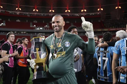 PORTO ALEGRE, RS, BRASIL, 08/03/2026: Inter e Grêmio se enfrentam no Estádio Beira-Rio, no Gre-Nal de número 451, no jogo de volta da final do Campeonato Gaúcho de 2026, o Gauchão. Após o jogo de ida, na Arena, terminar em 3 a 0 para o Grêmio, o Internacional recebe o adversário em casa com a missão de tentar reverter o placar e conquistar o bicampeonato estadual. Foto: Renan Mattos/Agência RBS<!-- NICAID(16240801) -->