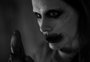 "Liga da Justiça": imagens mostram Coringa de Jared Leto com visual sombrio