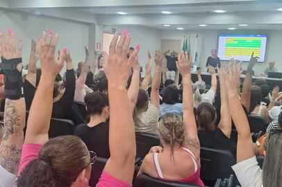 Comunicação Sindisaúde / Divulgação Sindisaúde anuncia estado de greve de técnicos de enfermagem que atuam nas UPAs Central e Zona Norte, a partir de segunda-feira <!-- NICAID(16209467) -->